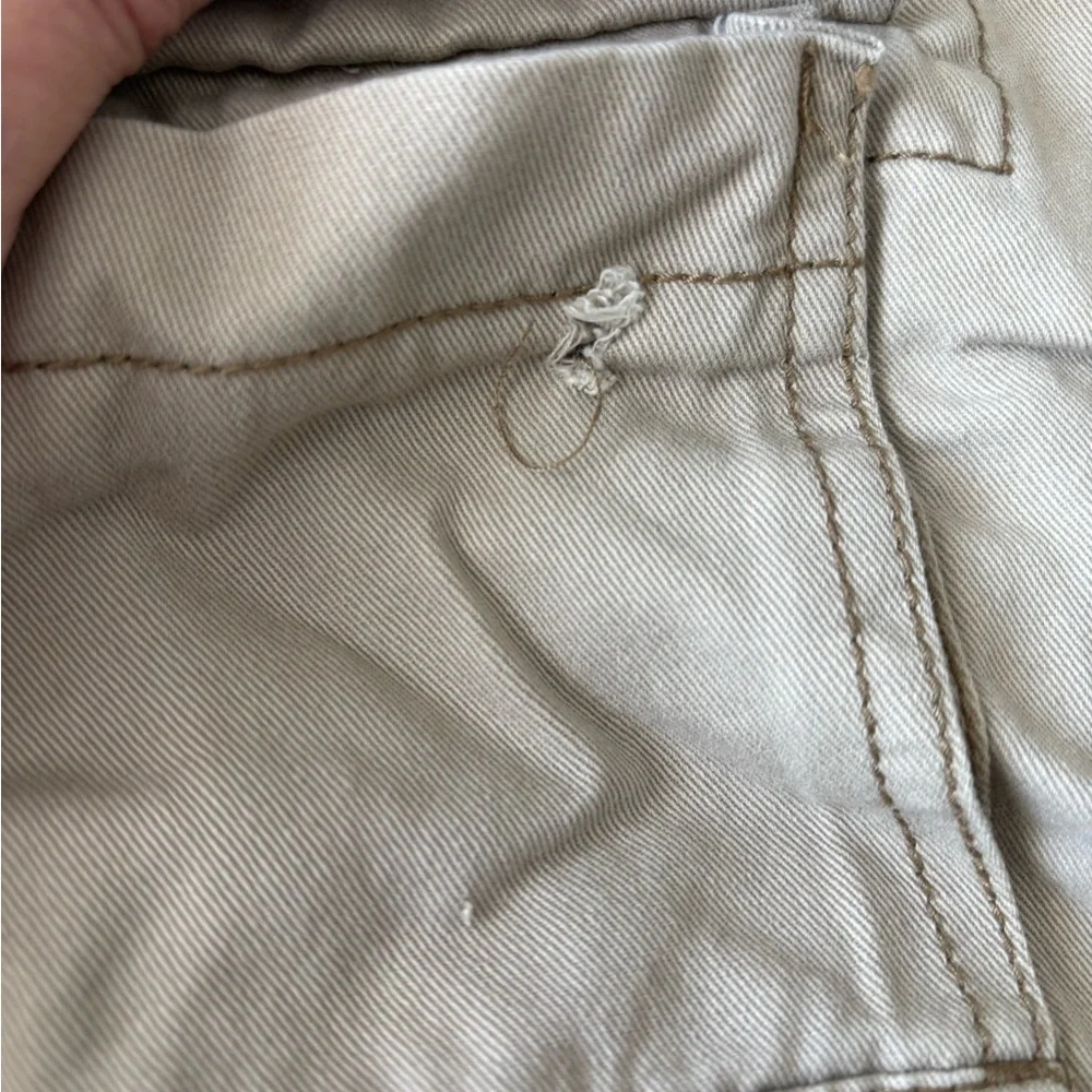 Iron Co. Men's Light Tan Cargo Shorts - Picture 3 of 6